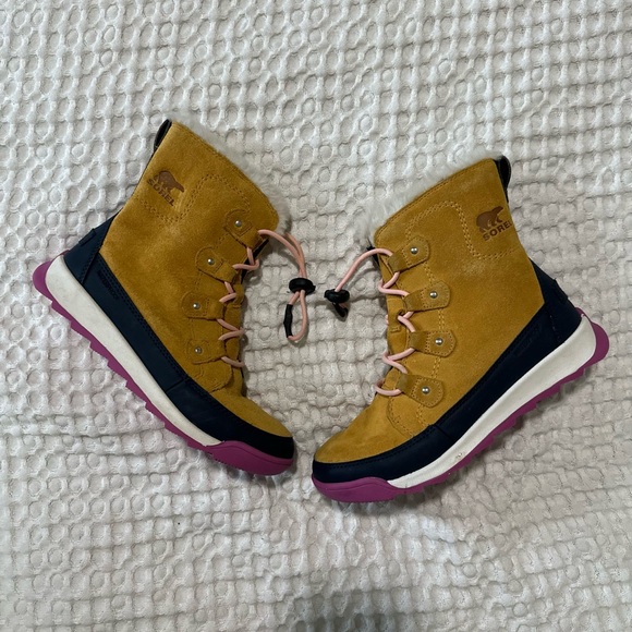 Sorel Girl's Whitney Joan Lace Yellow Pink Waterproof big kid 5 - Picture 4 of 12